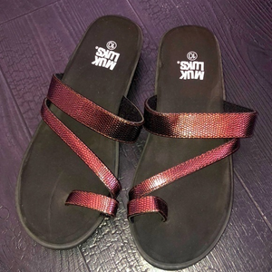 Muk Luks  Women’s Size 10 Sandals Black‎ Bronze